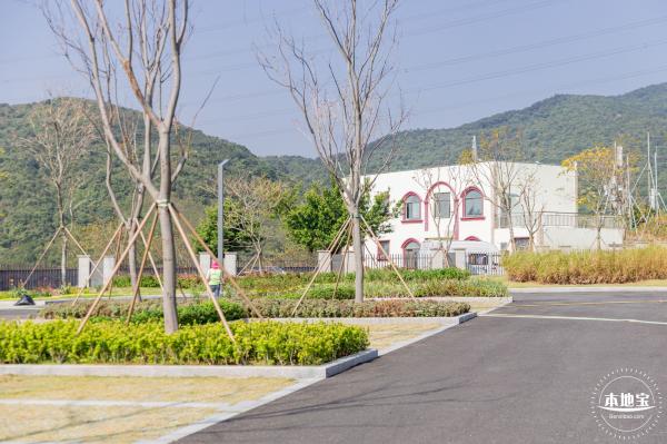 翠岭湖水库公园