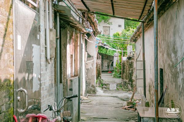 鹊山老村