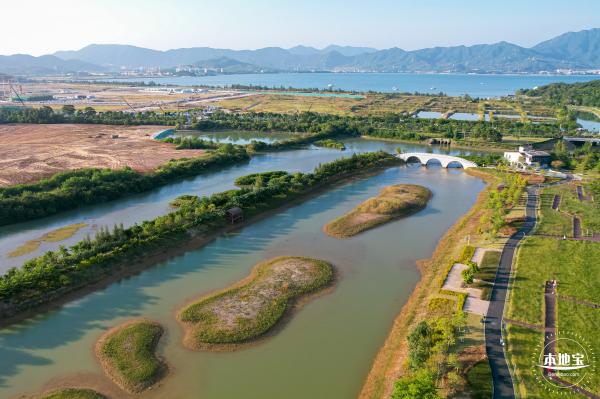 新大河湿地公园（粉黛乱子草）