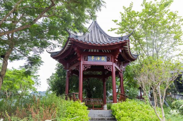 古塔公园