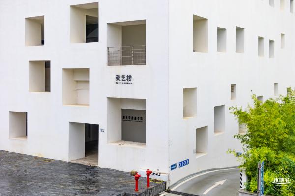 深圳大学