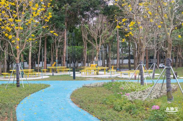 云曦萌宠绿地小游园