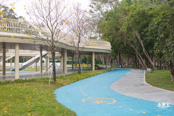云曦萌宠绿地小游园