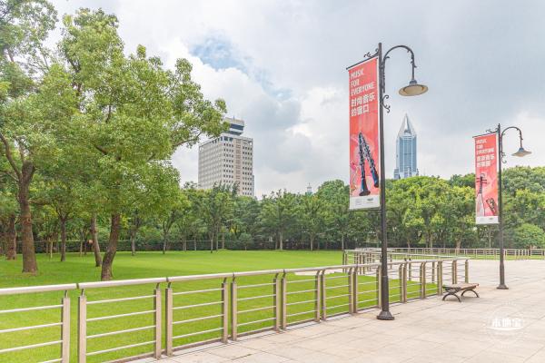 城市草坪音乐广场