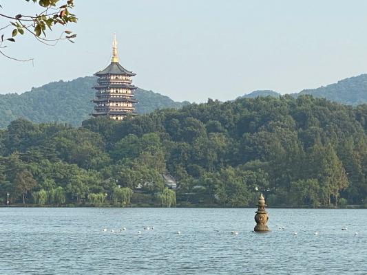 三潭印月