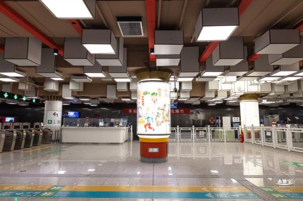 地铁19线平安里站