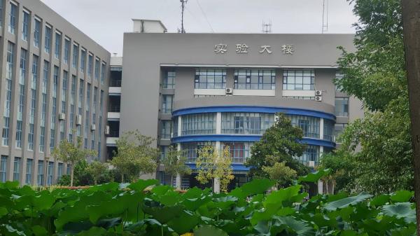 西工大